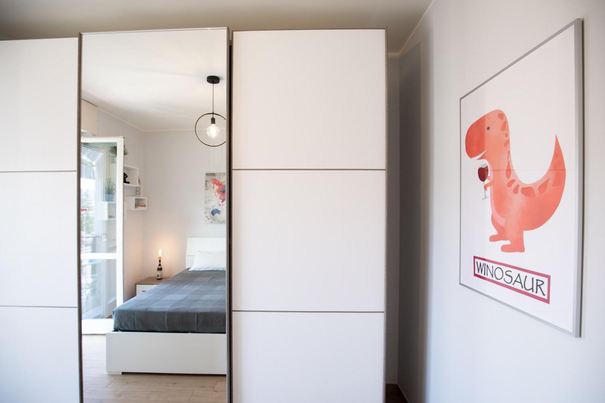 Vinhome Bilocale Con Garage Privato Alba Centro ภายนอก รูปภาพ