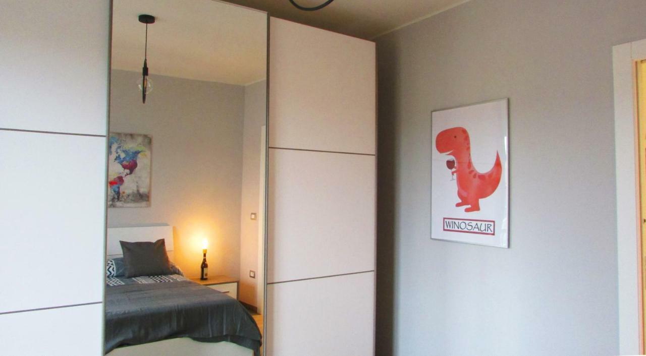 Vinhome Bilocale Con Garage Privato Alba Centro ภายนอก รูปภาพ