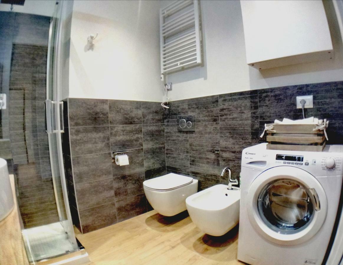 Vinhome Bilocale Con Garage Privato Alba Centro ภายนอก รูปภาพ